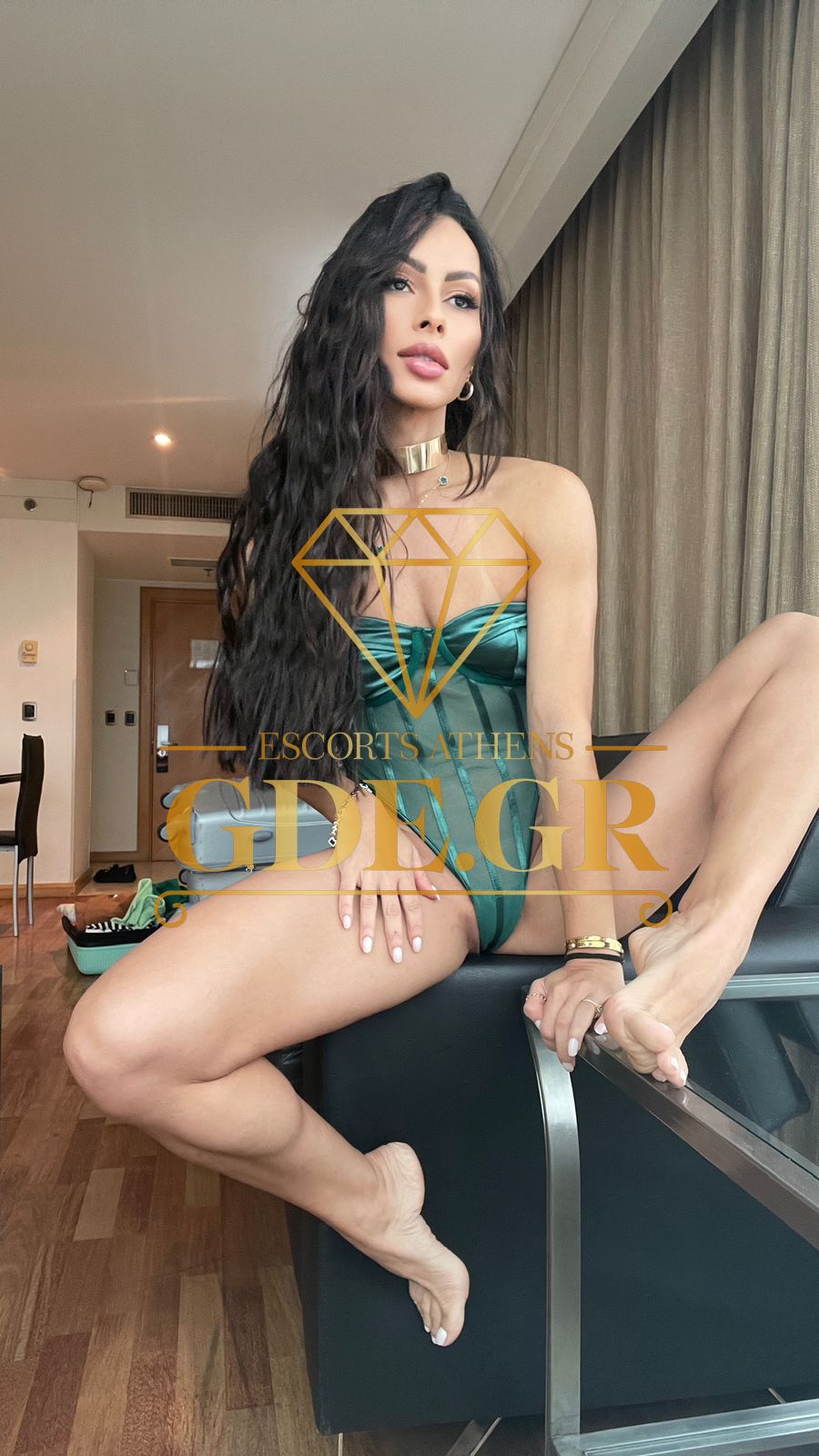 MIRELLA-ULTRA-SENSUAL-BRUNETTE-PETITE-LATIN-GDE-MODEL-IN-ATHENS-5 (1)