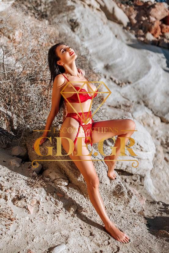 SENSUAL-SUPER-EROTIC-BUSTY-HOT-ESCORT-IN-ATHENS-OLIVIA-2