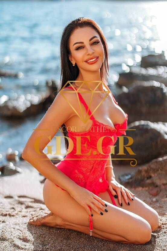 SENSUAL-SUPER-EROTIC-BUSTY-HOT-ESCORT-IN-ATHENS-OLIVIA-4