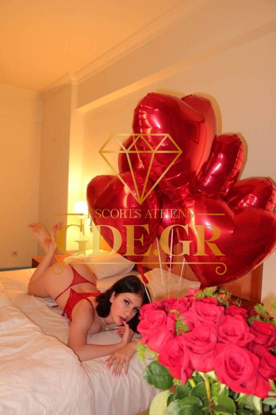 ZARINA-SEXY-HOT-UKRAINIAN-ESCPRT-ATHENS-1