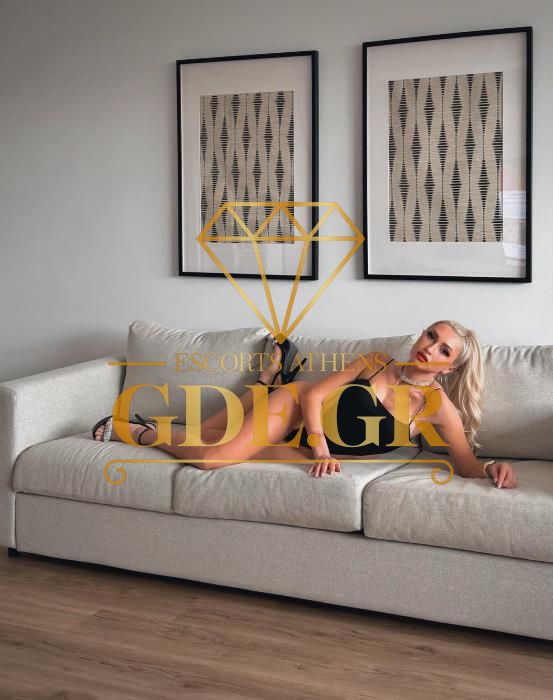 SENSUAL-EROTIC-SEXY-MODEL-ESCORT-IN-ATHENS-ELINA-4