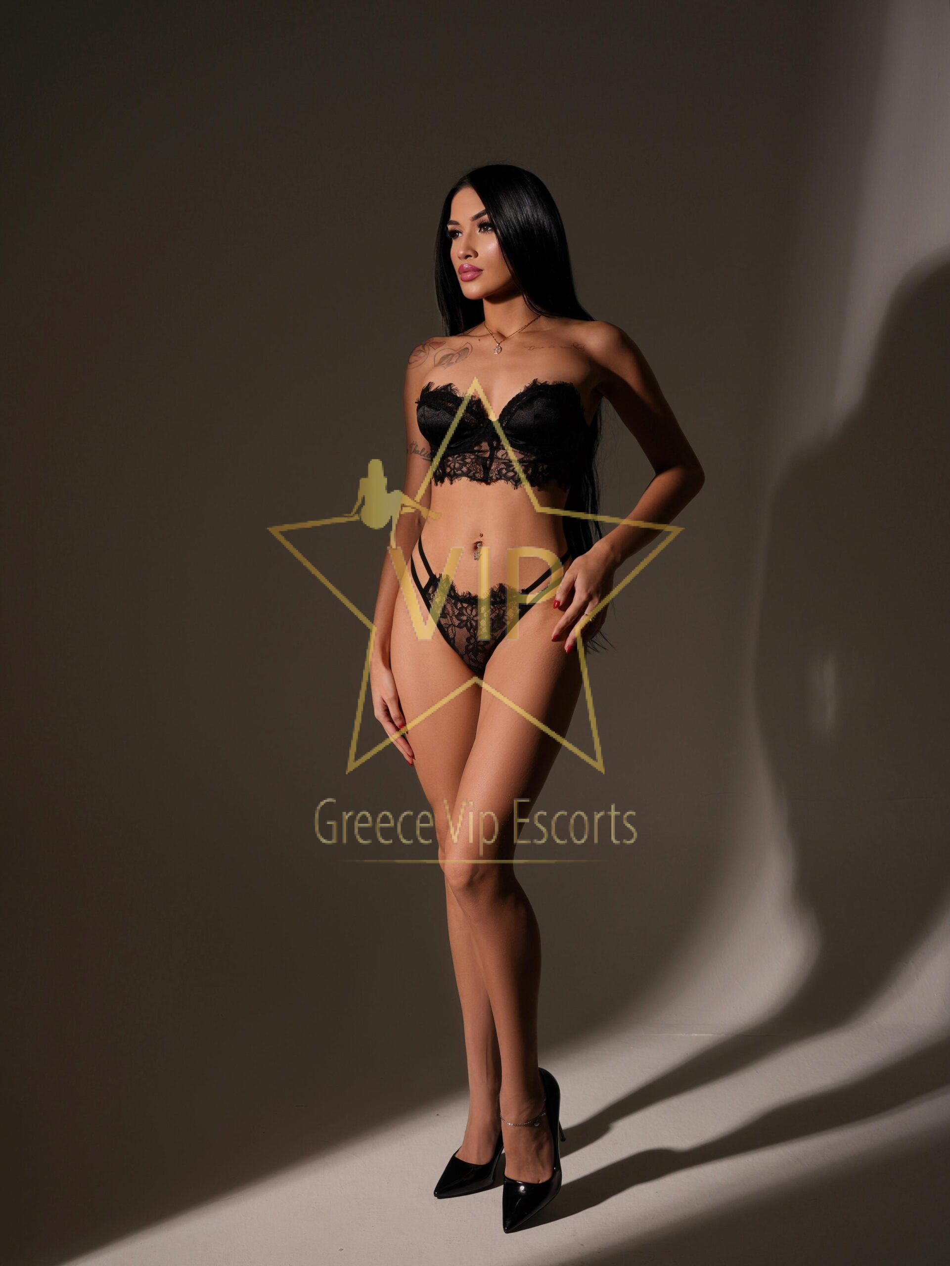 ESCORT-ATHENS-KIARA-SUPER-MODEL-SEX-ESCORTS-2-scaled