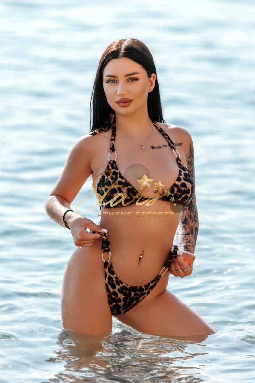 KRISTINA-MOLDAVIAN-ESCORT-GIRL-4