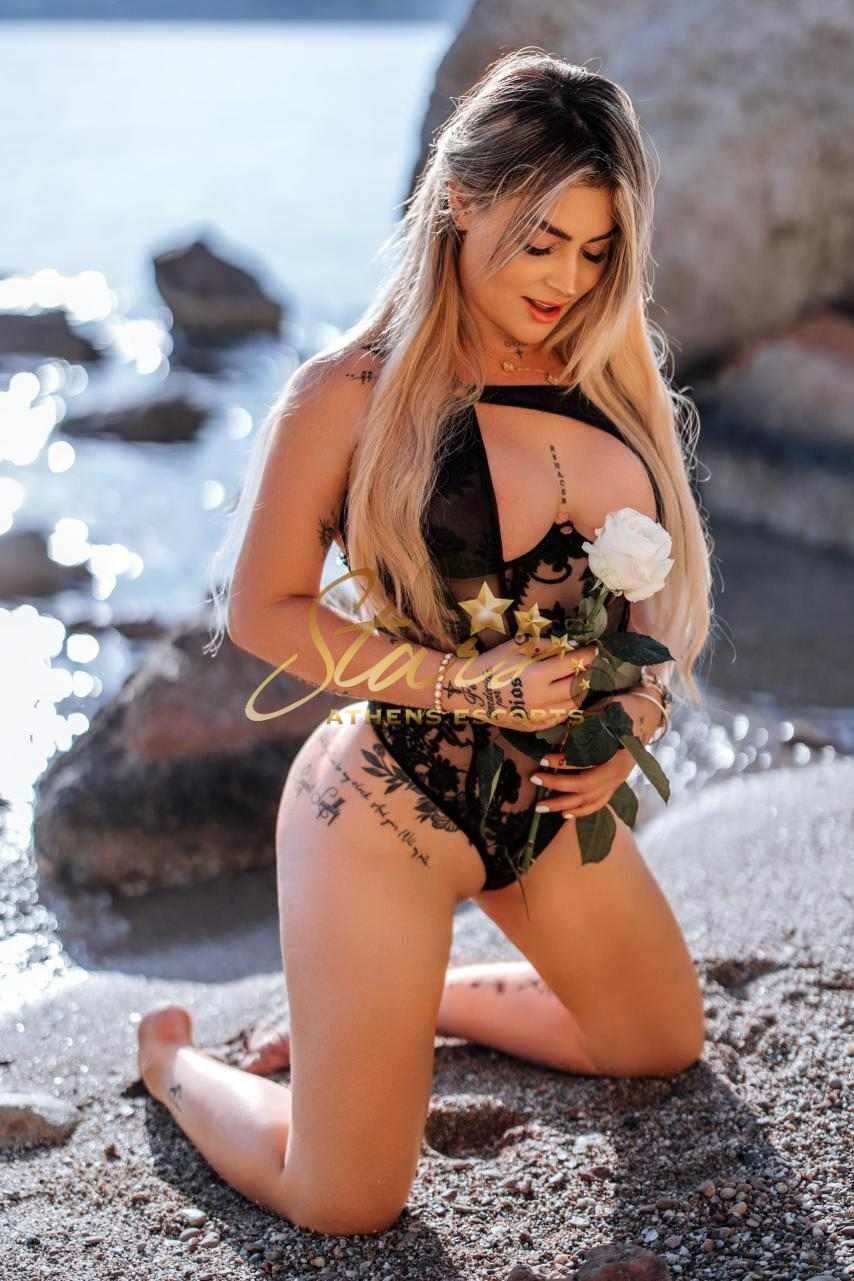 LUNA-ATHENS-ESCORT-STARS-7