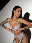 ALISA-LUXURY-MODEL-ESCORT-8