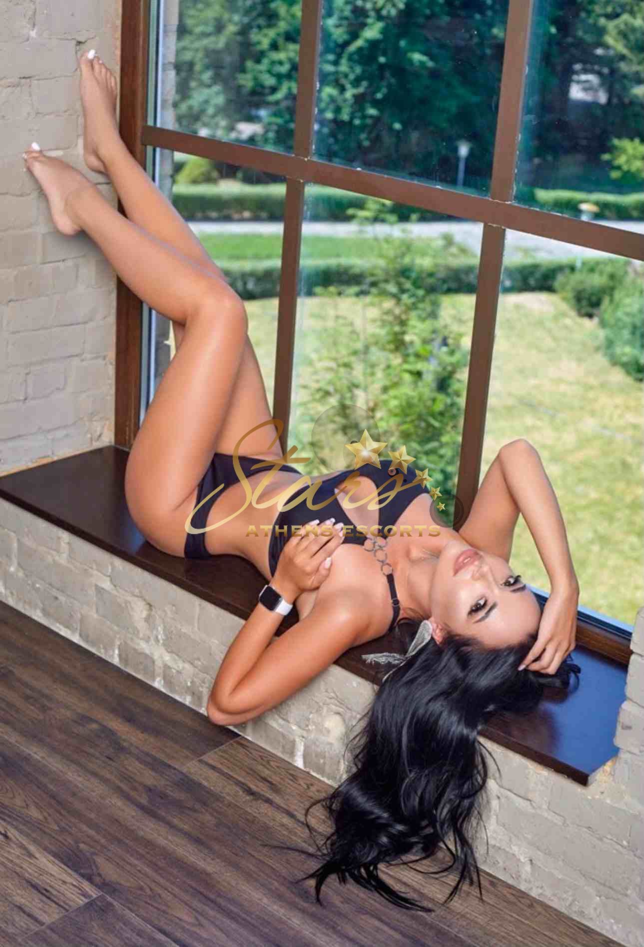 NICOLE-ATHENS-ESCORTS-STARS-2