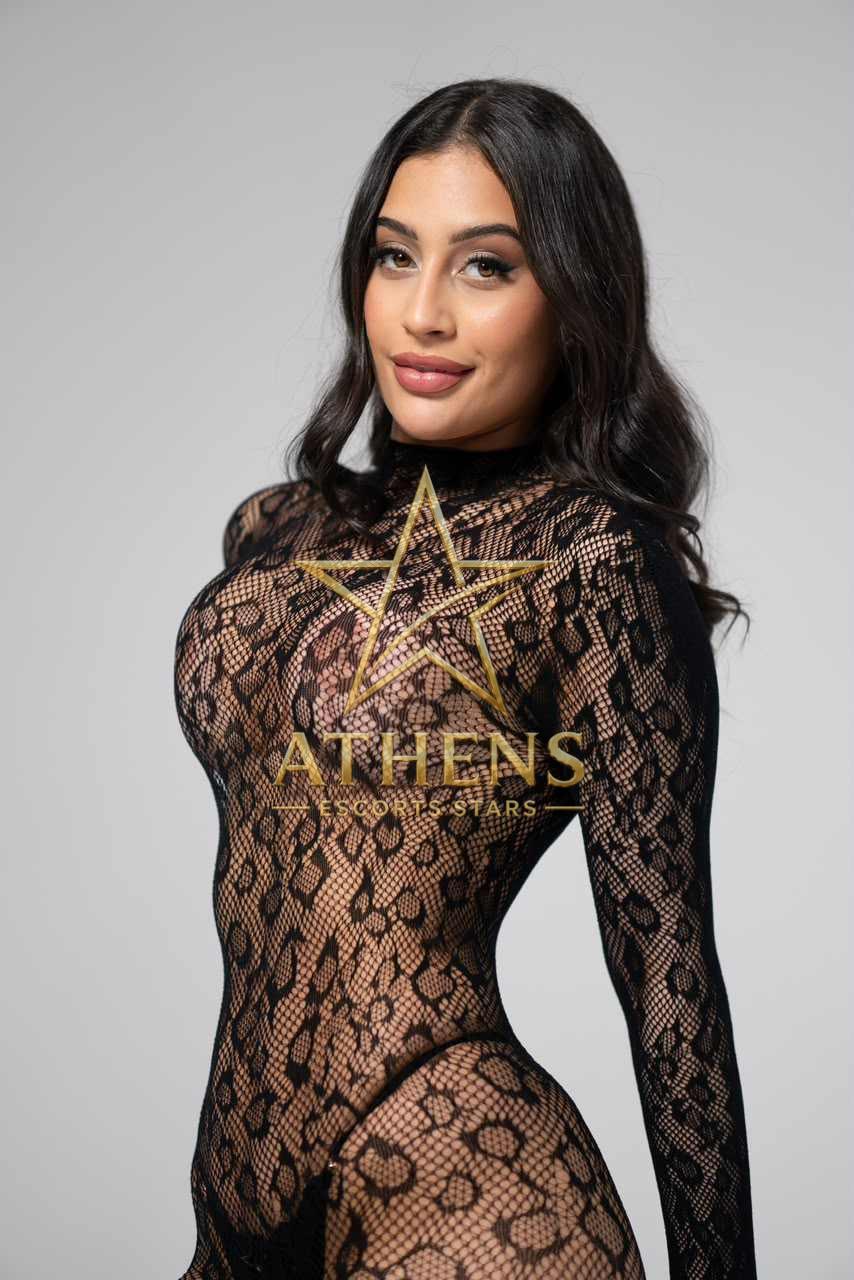 PEROLA-ATHENS-ESCORT-STARS-10