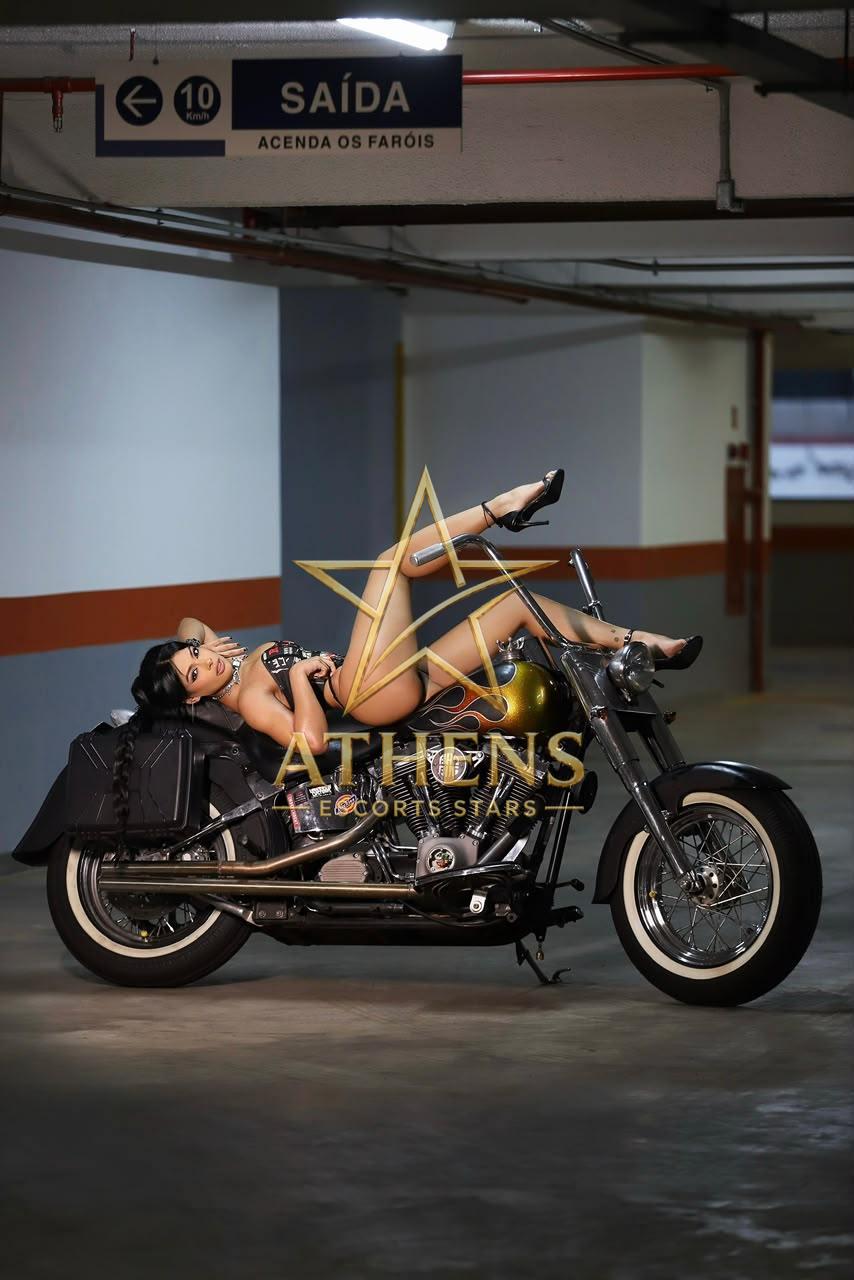 VENYA-ATHENS-ESCORT-STARS-3